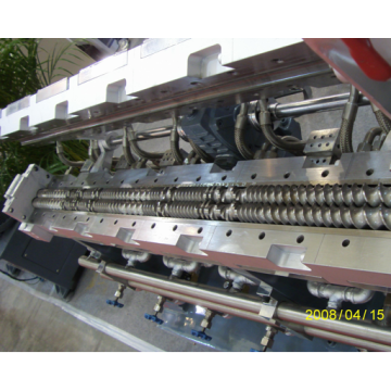Rewriting the title of Lab Twin Screw Extruder in English.